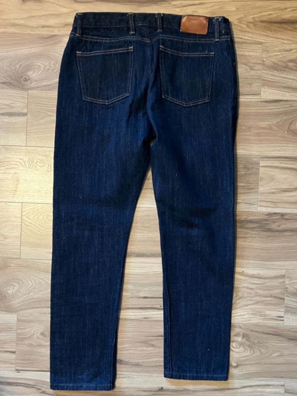 Taylor Stitch Indigo Slim Jeans with Contrast Stitching - Picture 5 of 8
